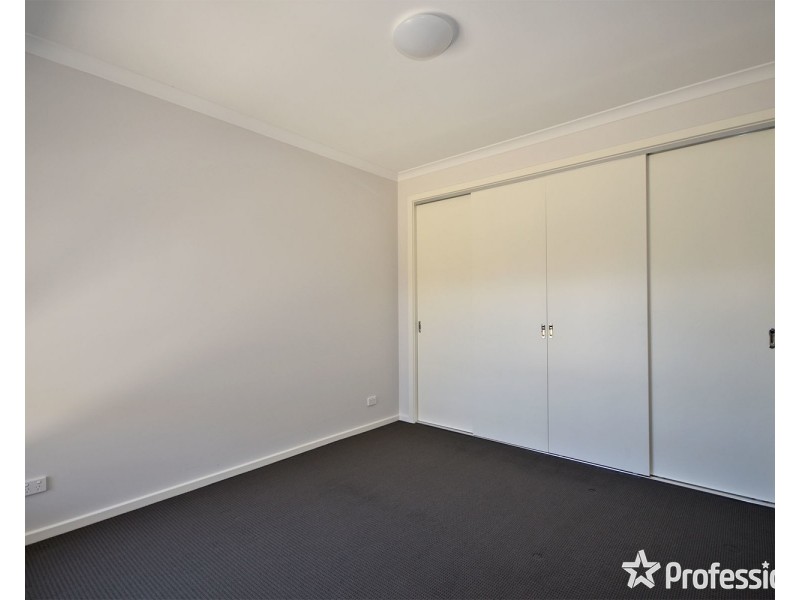 2 Reska Place, Mooroolbark VIC 3138