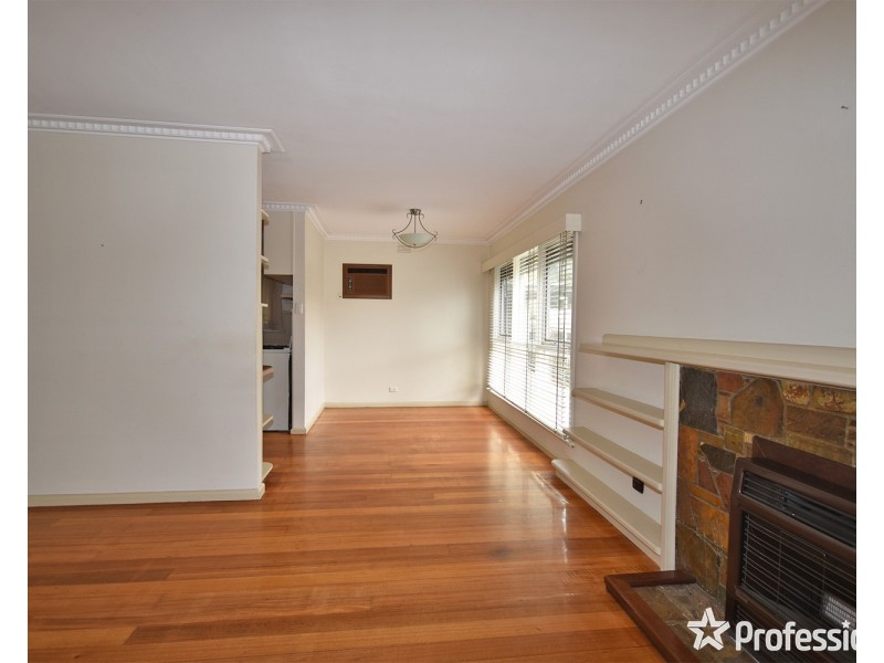 6 Summit Court, Mooroolbark VIC 3138