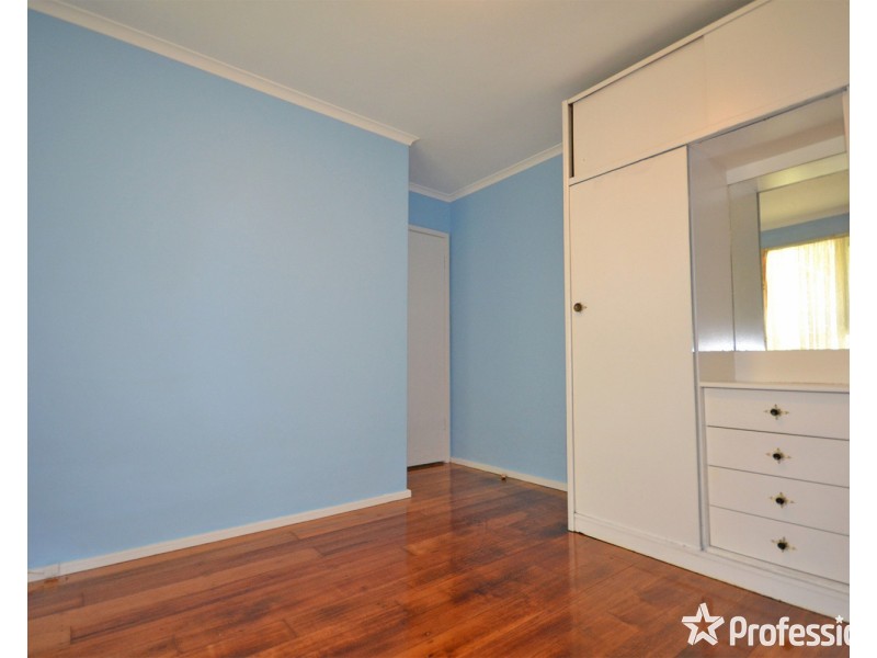 72 Croydondale Drive, Mooroolbark VIC 3138