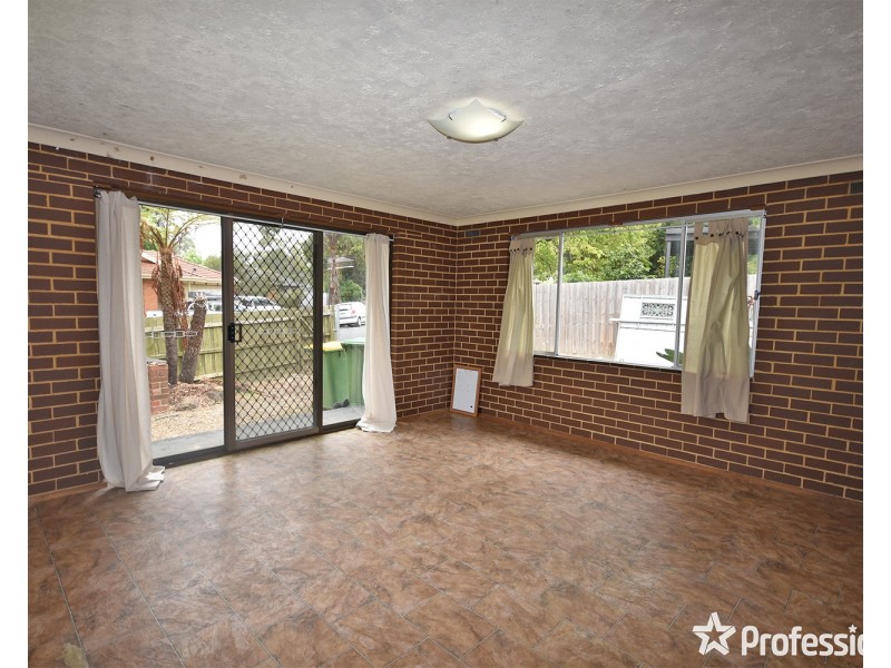 43 Croydondale Drive, Mooroolbark VIC 3138