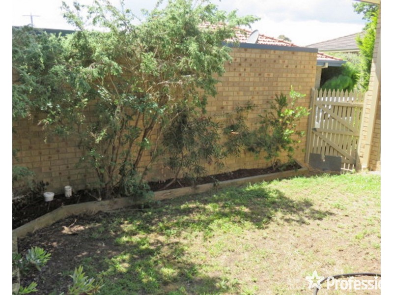 1/12 Felix Grove, Mooroolbark VIC 3138