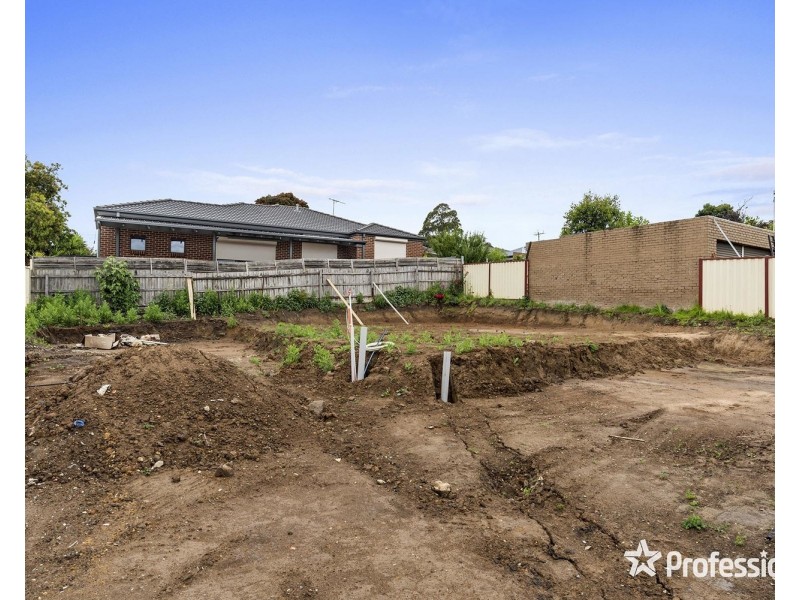 72a Edward Road, Chirnside Park VIC 3116