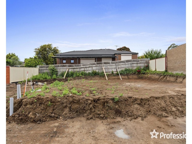 72a Edward Road, Chirnside Park VIC 3116