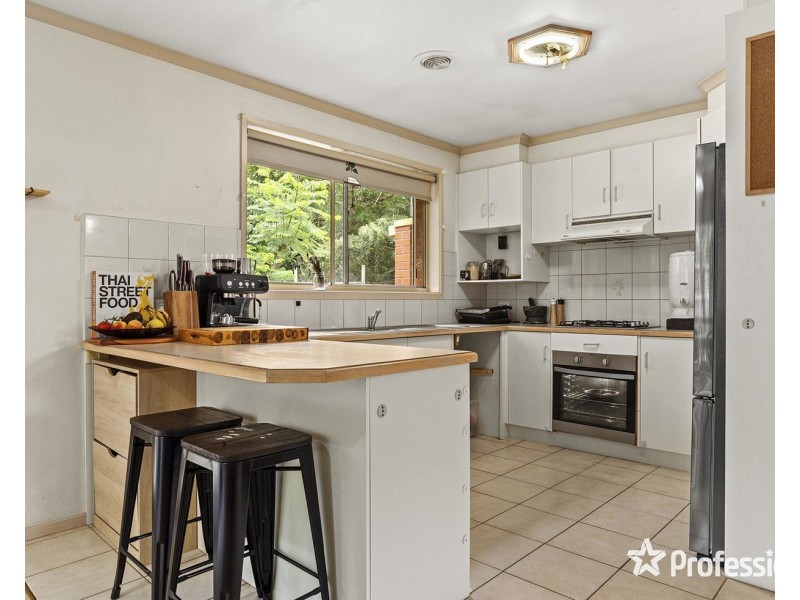 2/1 Rodleigh Street, Croydon VIC 3136