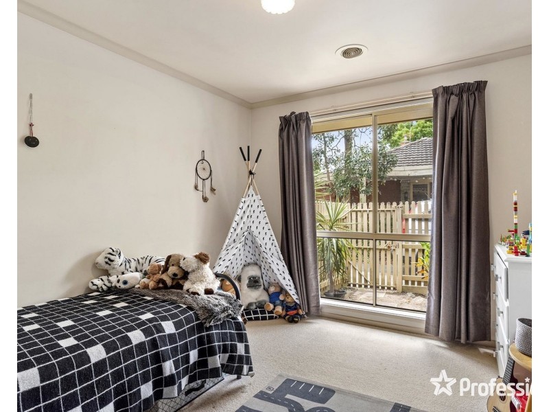 2/1 Rodleigh Street, Croydon VIC 3136