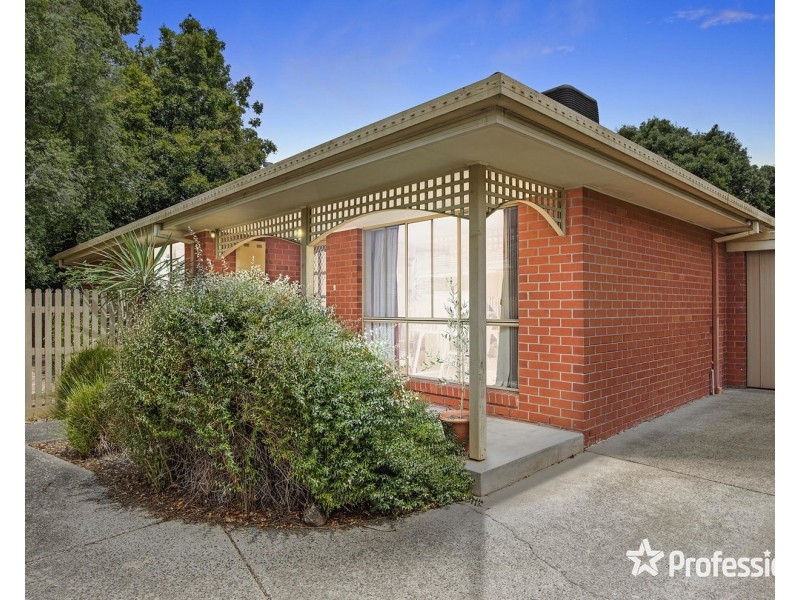 2/1 Rodleigh Street, Croydon VIC 3136