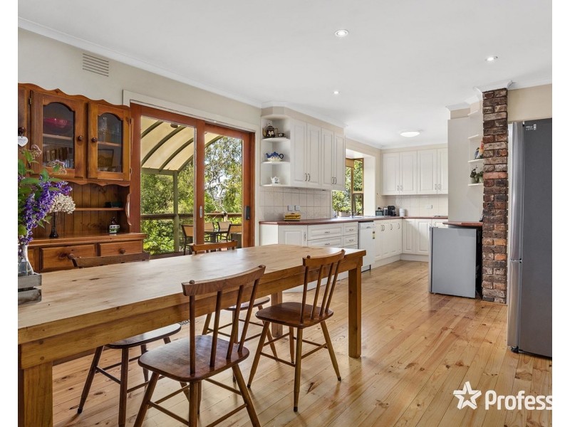 10-12 North Avenue, Mount Evelyn VIC 3796