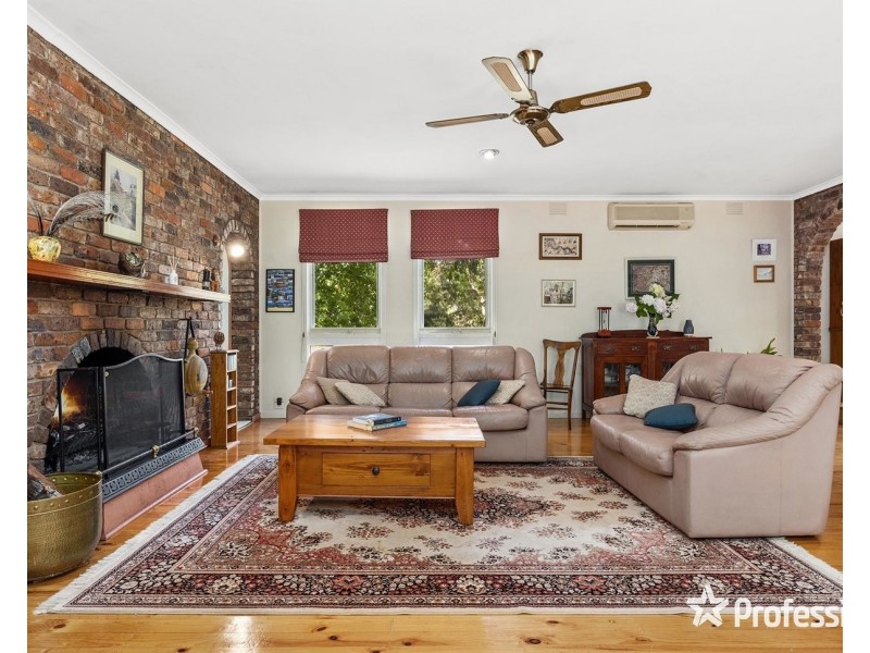 10-12 North Avenue, Mount Evelyn VIC 3796