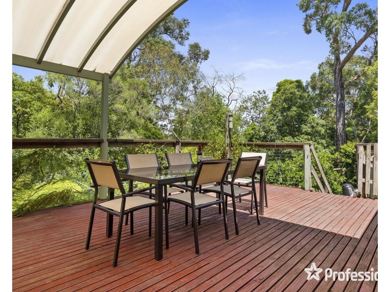 10-12 North Avenue, Mount Evelyn VIC 3796