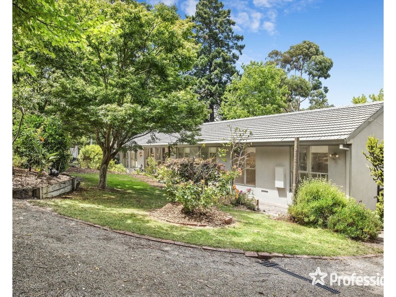 10-12 North Avenue, Mount Evelyn VIC 3796