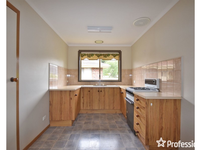 8/98-102 Sherlock Road, Mooroolbark VIC 3138