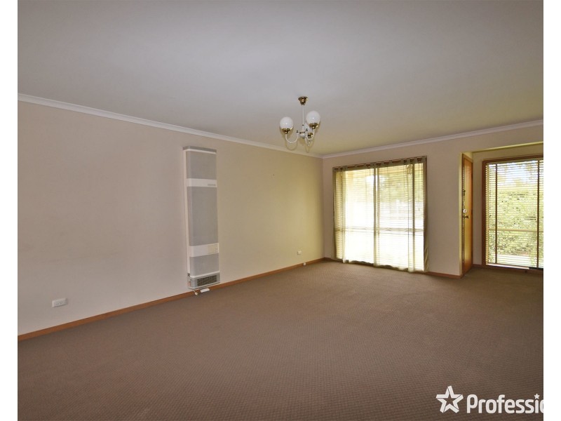 8/98-102 Sherlock Road, Mooroolbark VIC 3138