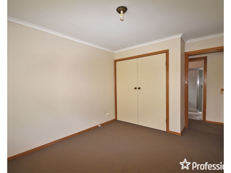 8/98-102 Sherlock Road, Mooroolbark VIC 3138