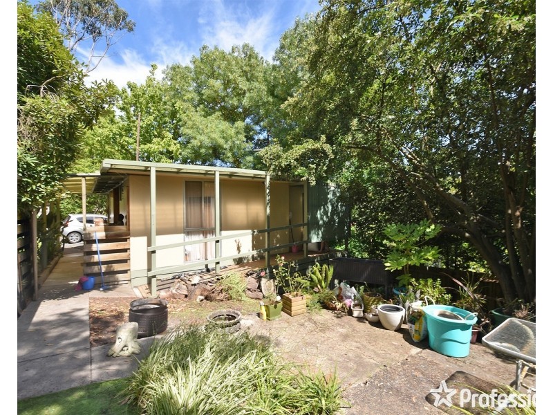 1A Johns Crescent, Mount Evelyn VIC 3796