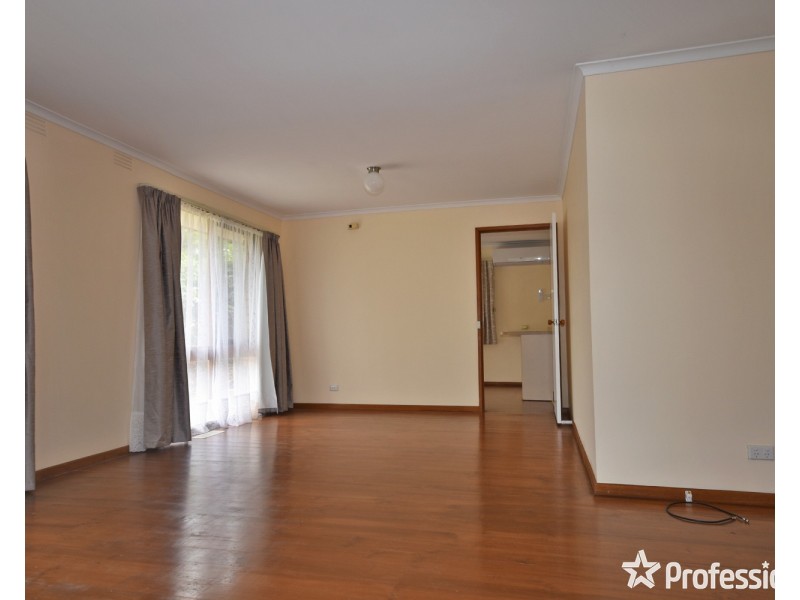 24 Lemongrove Crescent, Croydon Hills VIC 3136