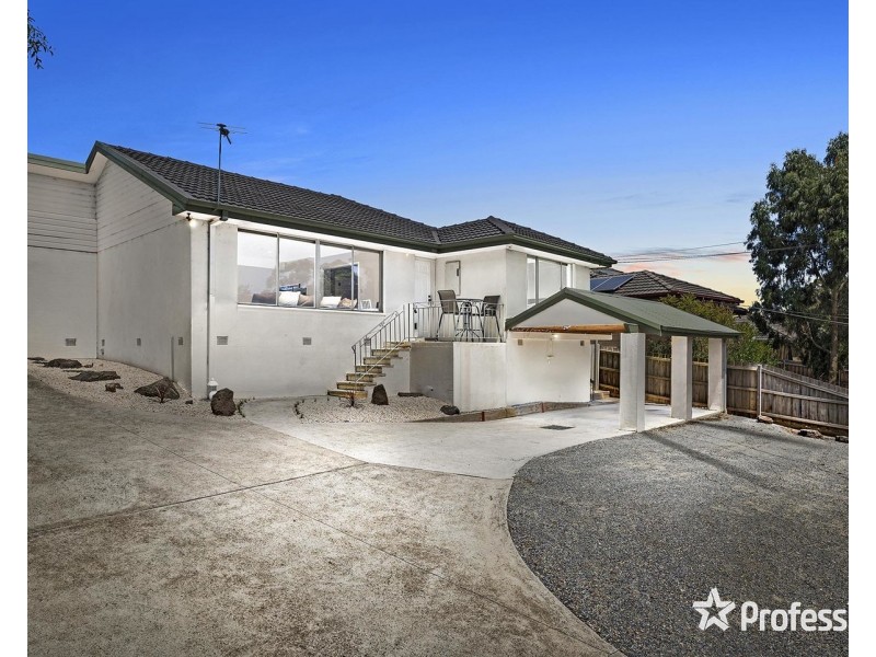 22a Greenslopes Drive, Mooroolbark VIC 3138