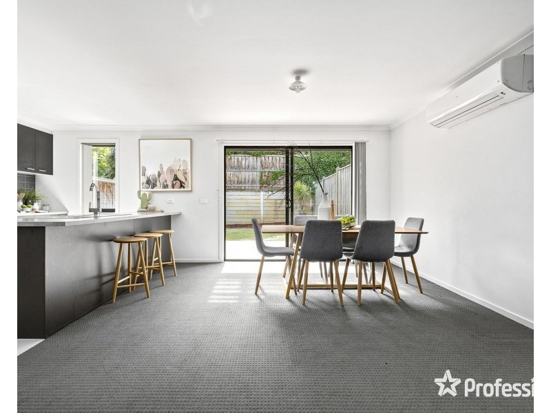 56 Evans Drive, Croydon VIC 3136