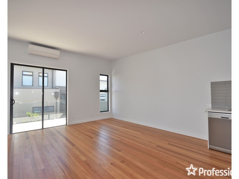 4/74 Clarke Street, Lilydale VIC 3140