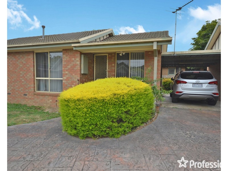 5/6 Mount View Parade, Mooroolbark VIC 3138