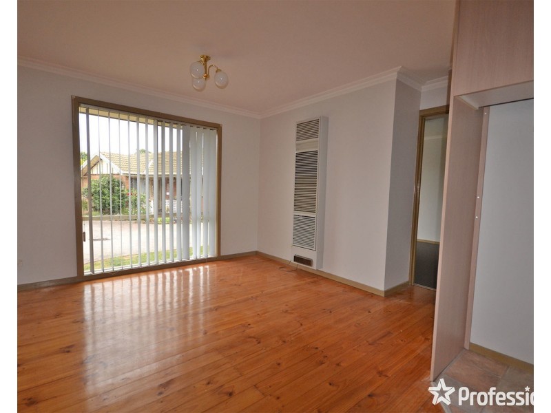 5/6 Mount View Parade, Mooroolbark VIC 3138