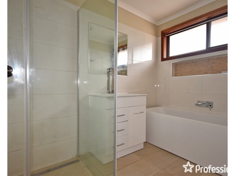 35 Marlow Street, Mooroolbark VIC 3138