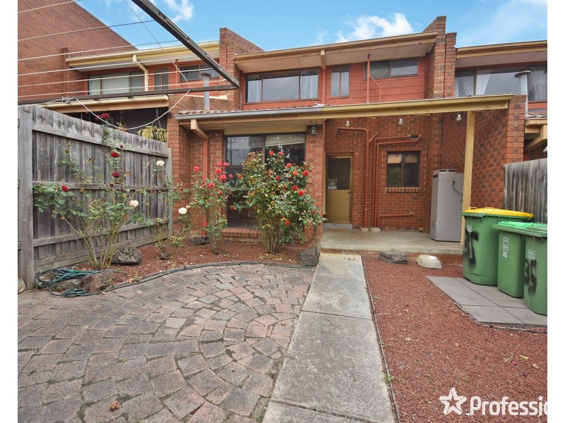 35 Marlow Street, Mooroolbark VIC 3138