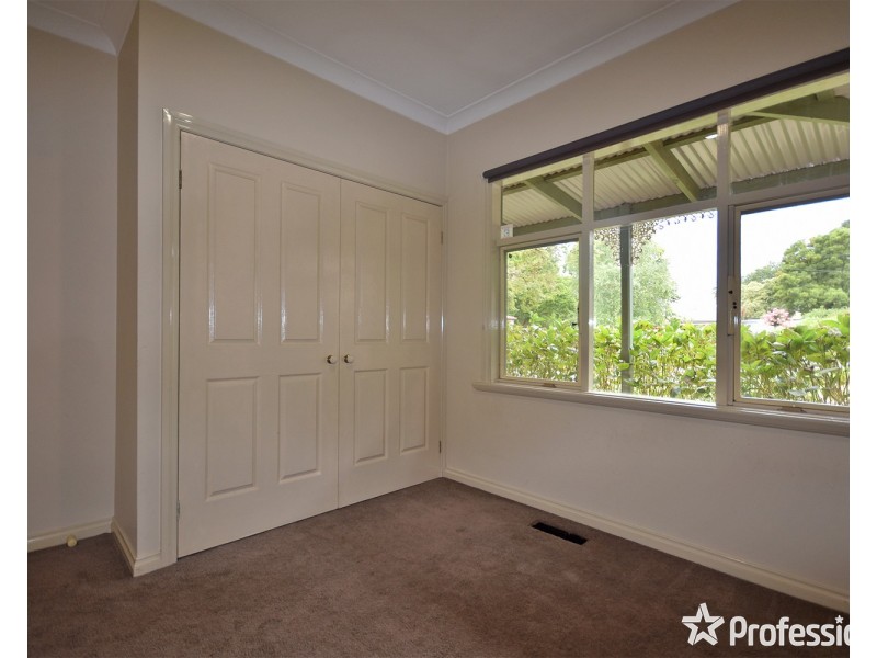 39 Trevallyn Close, Montrose VIC 3765