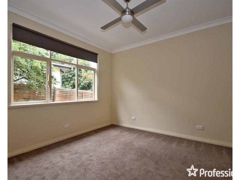 39 Trevallyn Close, Montrose VIC 3765