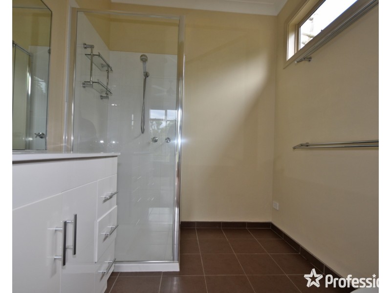 39 Trevallyn Close, Montrose VIC 3765