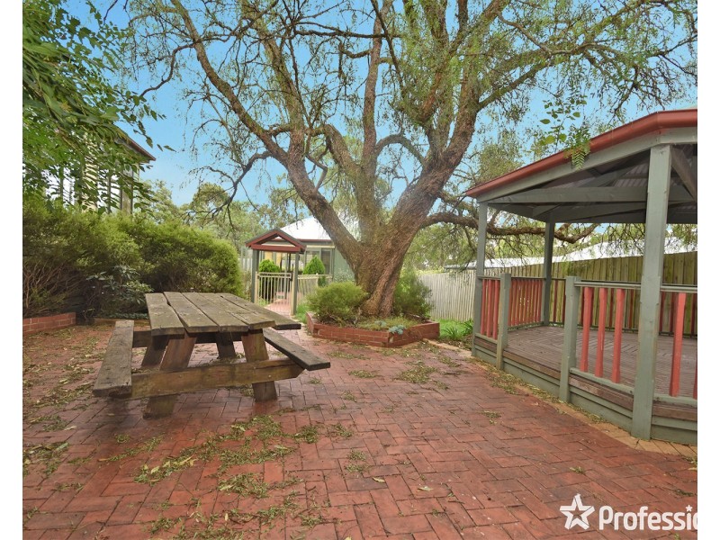 39 Trevallyn Close, Montrose VIC 3765