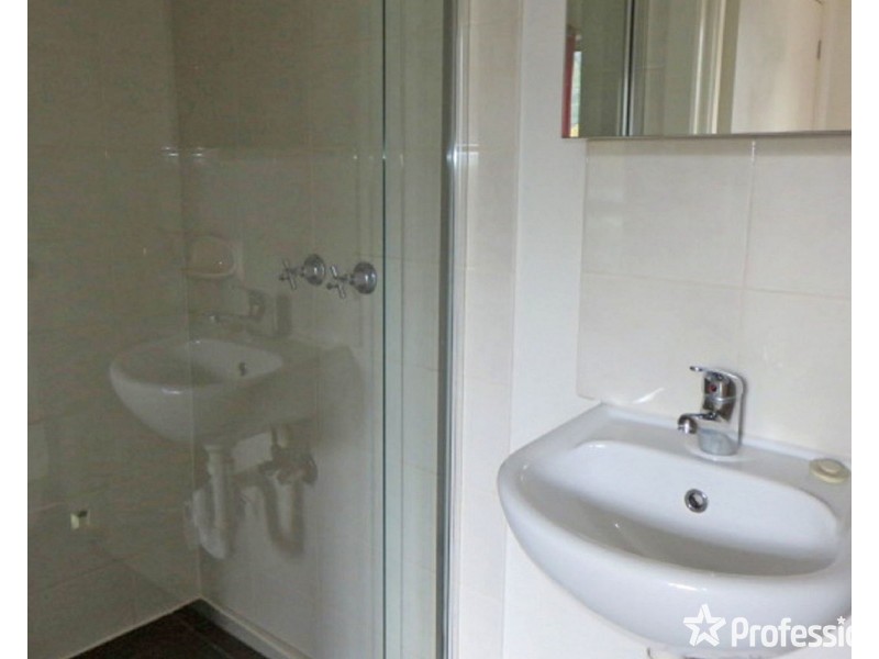 20/8-10 Mount View Parade, Mooroolbark VIC 3138