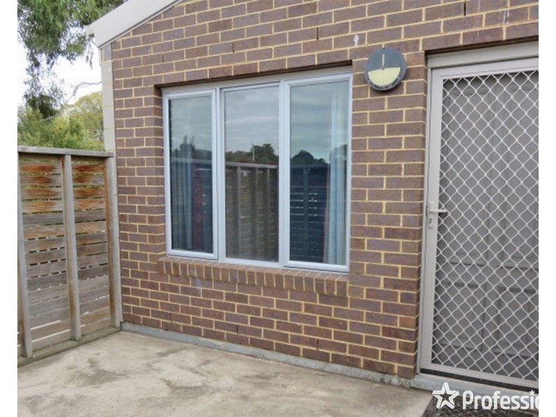 20/8-10 Mount View Parade, Mooroolbark VIC 3138