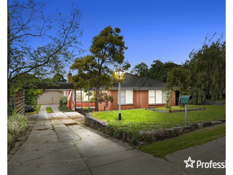 22 Krowera Street, Mooroolbark VIC 3138