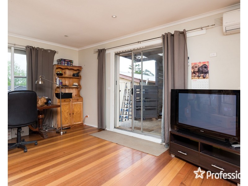 22 Krowera Street, Mooroolbark VIC 3138