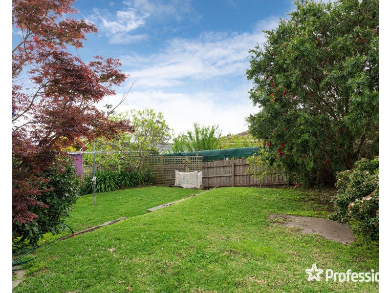 22 Krowera Street, Mooroolbark VIC 3138