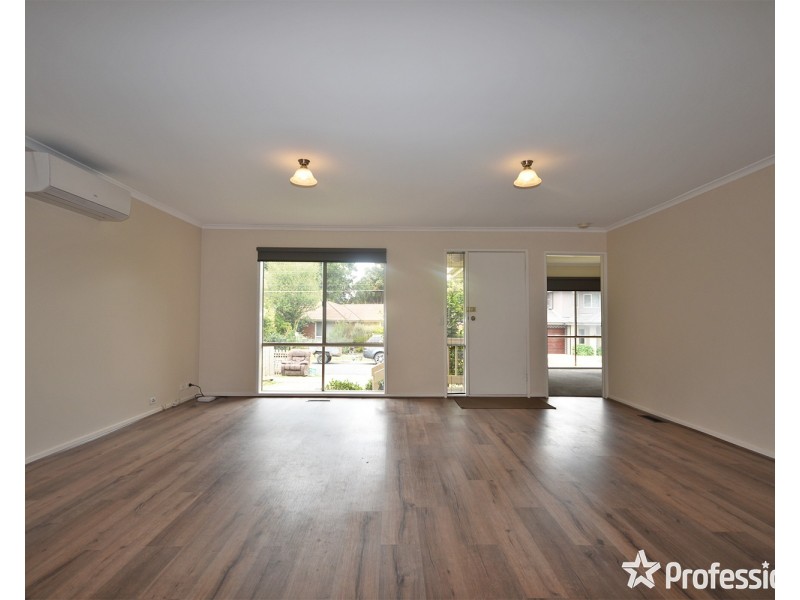 24 Wavell Avenue, Kilsyth VIC 3137