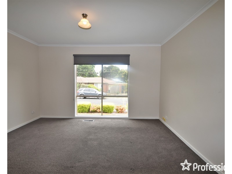 24 Wavell Avenue, Kilsyth VIC 3137