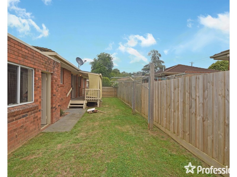 24 Wavell Avenue, Kilsyth VIC 3137