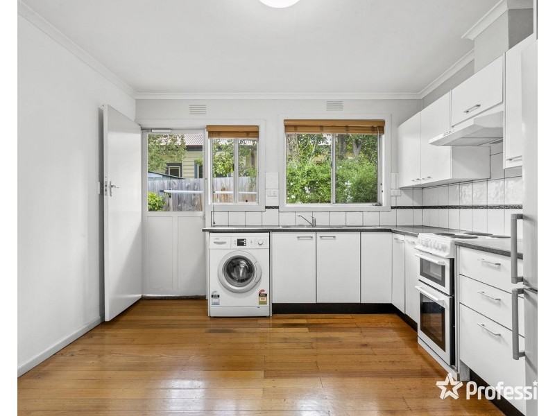 2/6 Stirling Road, Croydon VIC 3136