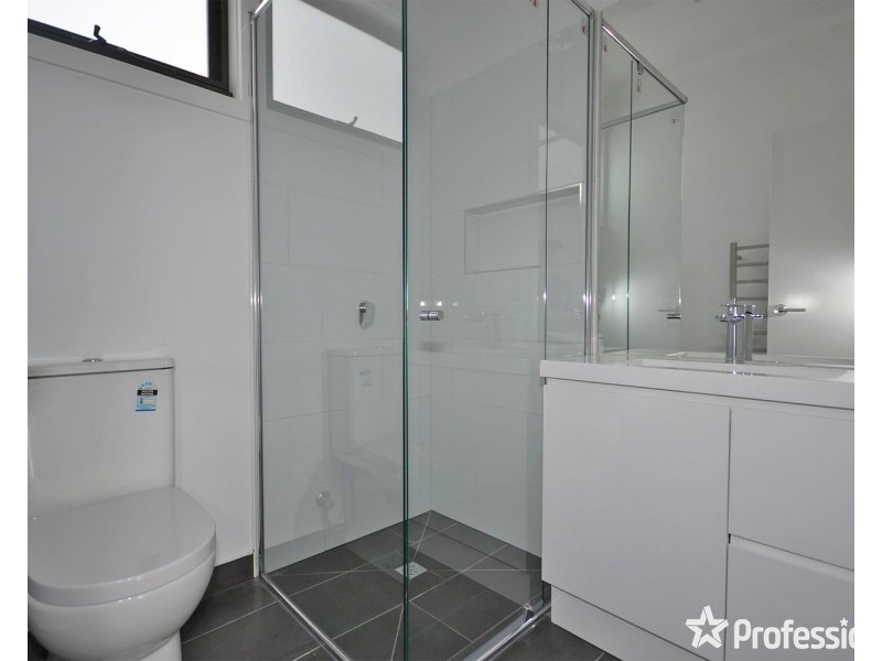 1 Floral Court, Mooroolbark VIC 3138