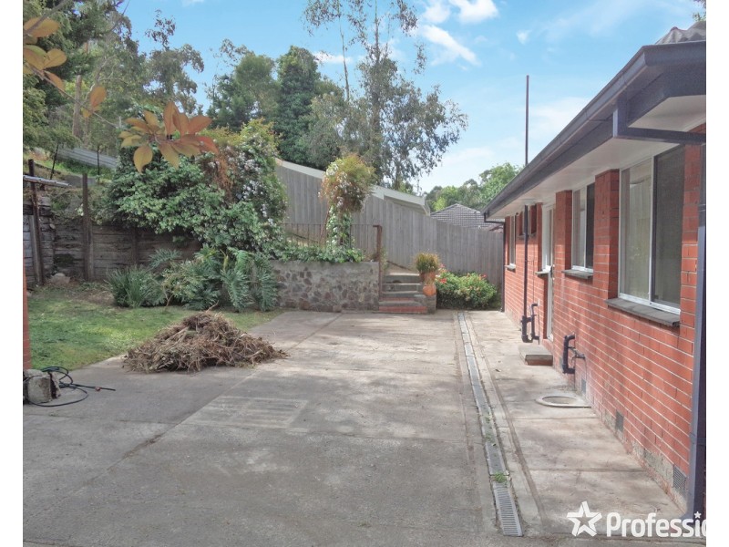 3 Olive Grove, Lilydale VIC 3140