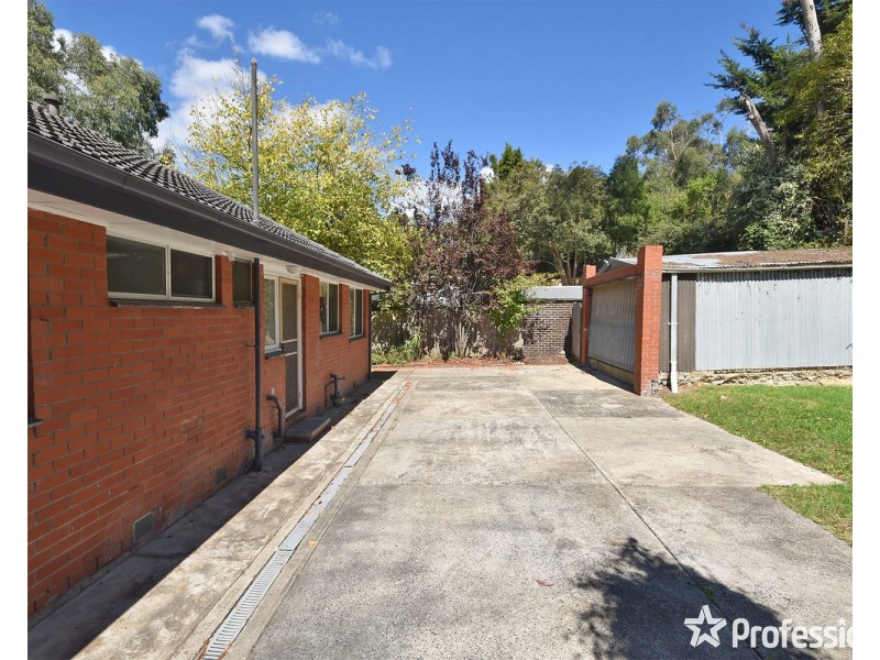 3 Olive Grove, Lilydale VIC 3140