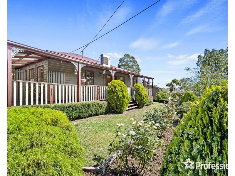 1 The Wallaby Run, Chirnside Park VIC 3116