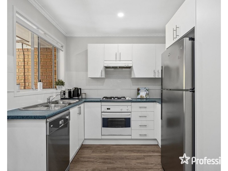 2/26 Haig Street, Croydon VIC 3136