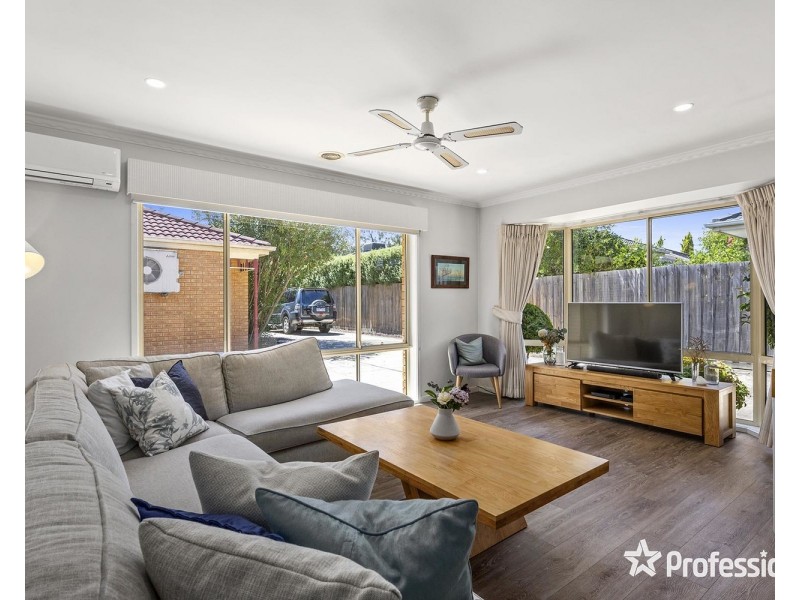 2/26 Haig Street, Croydon VIC 3136
