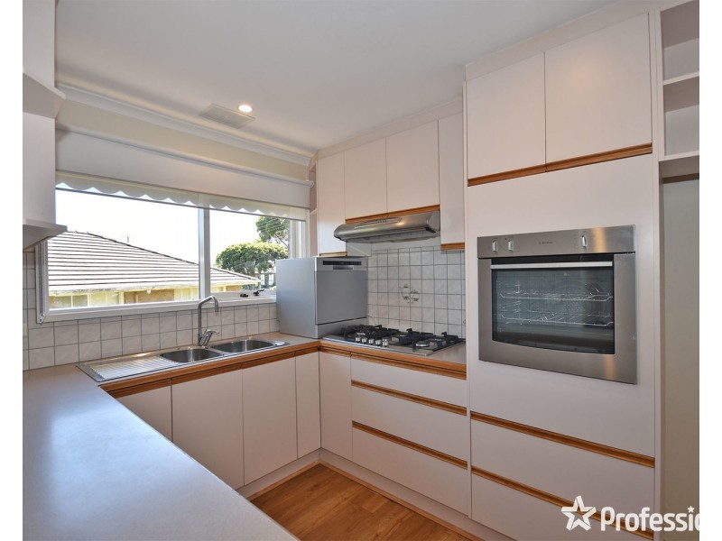 9 Rolloway Rise, Chirnside Park VIC 3116