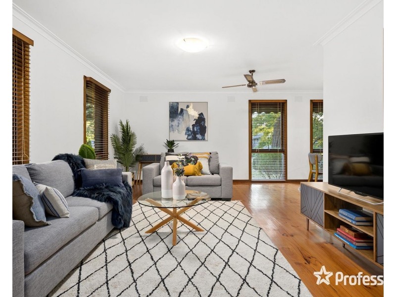 10 Ravenswood Court, Montrose VIC 3765