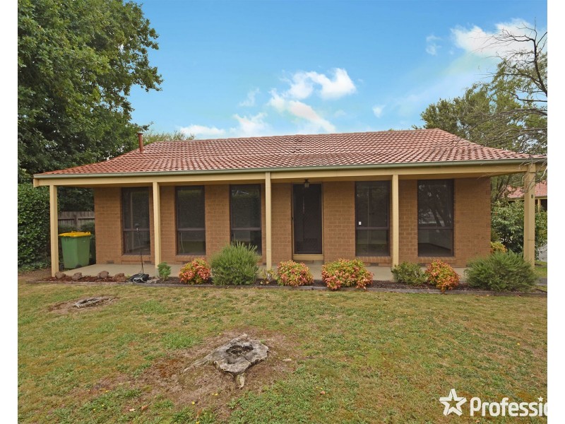 8/112 Sherlock Road, Mooroolbark VIC 3138