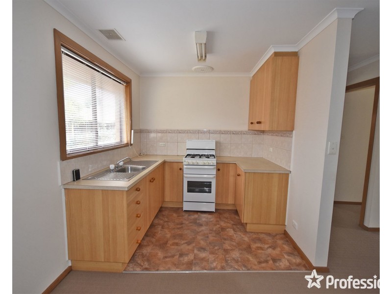 8/112 Sherlock Road, Mooroolbark VIC 3138