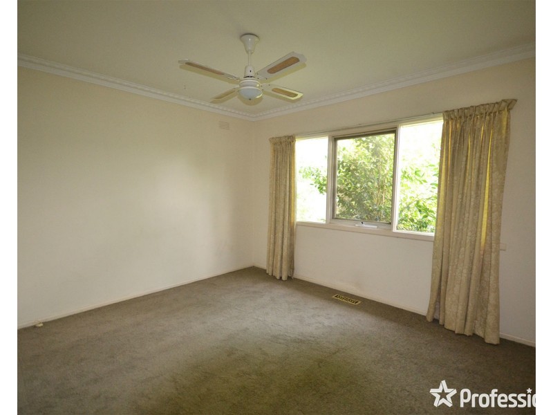 14 Diane Crescent, Mooroolbark VIC 3138